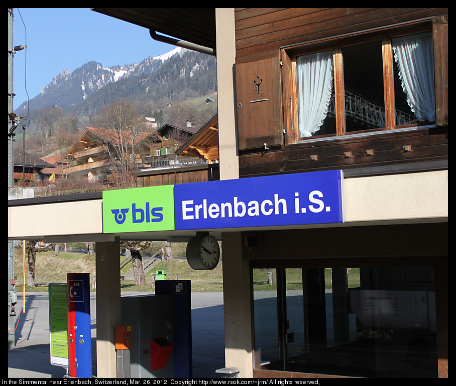 Erlenbach train station